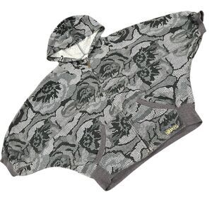 Vintage Women Billabong fullzip hoodie from their late 2000s or early 2010s Sz M